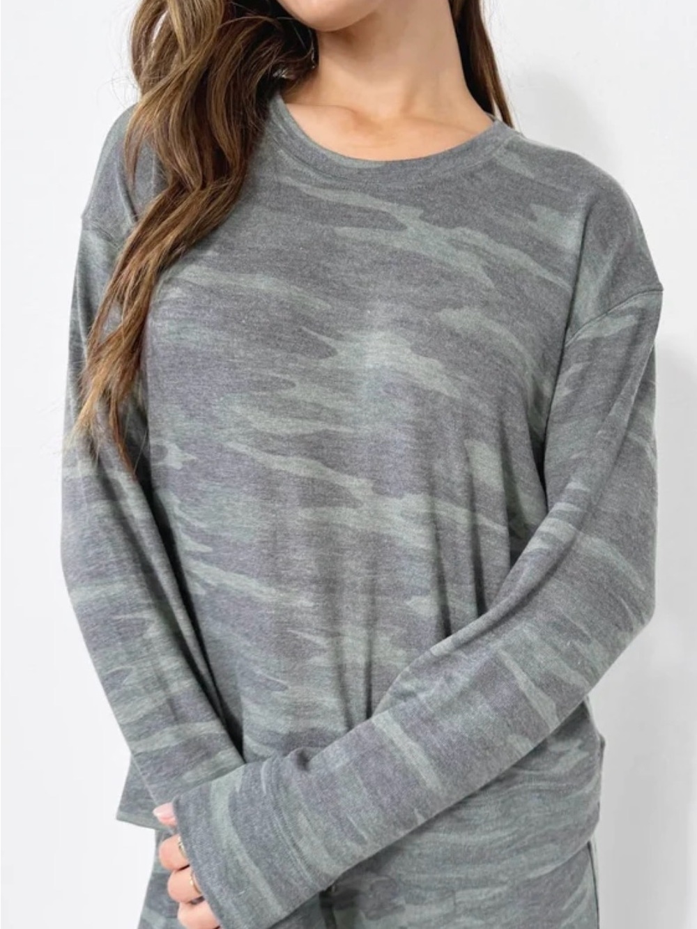 NWOT! Splendid Grey Camo Long-Sleeve Crewneck Top Sz.L